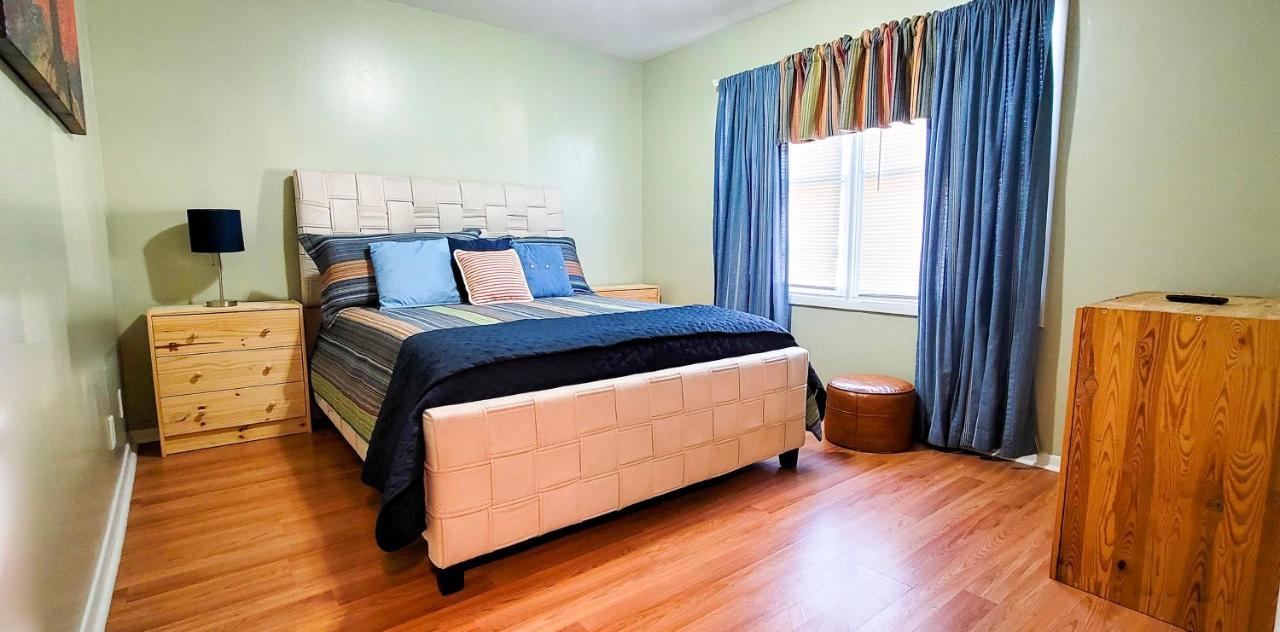 Great 2 Bedroom Condo,Free Parking,Easy Commute. アーヴィントン エクステリア 写真
